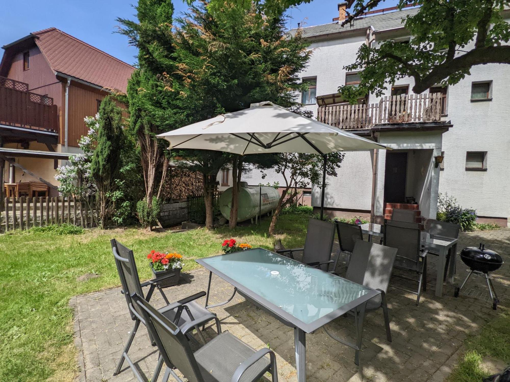 H2 - Urlaubsmagie - Garten, Pool, Terrasse, Grill Sebnitz Zewnętrze zdjęcie