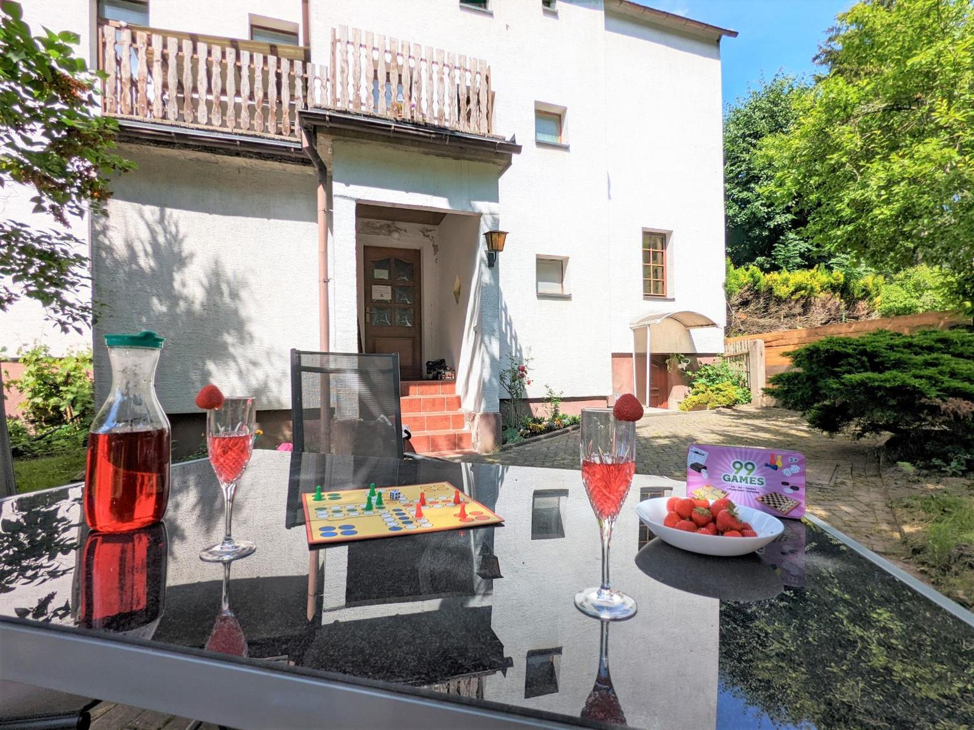 H2 - Urlaubsmagie - Garten, Pool, Terrasse, Grill Sebnitz Zewnętrze zdjęcie